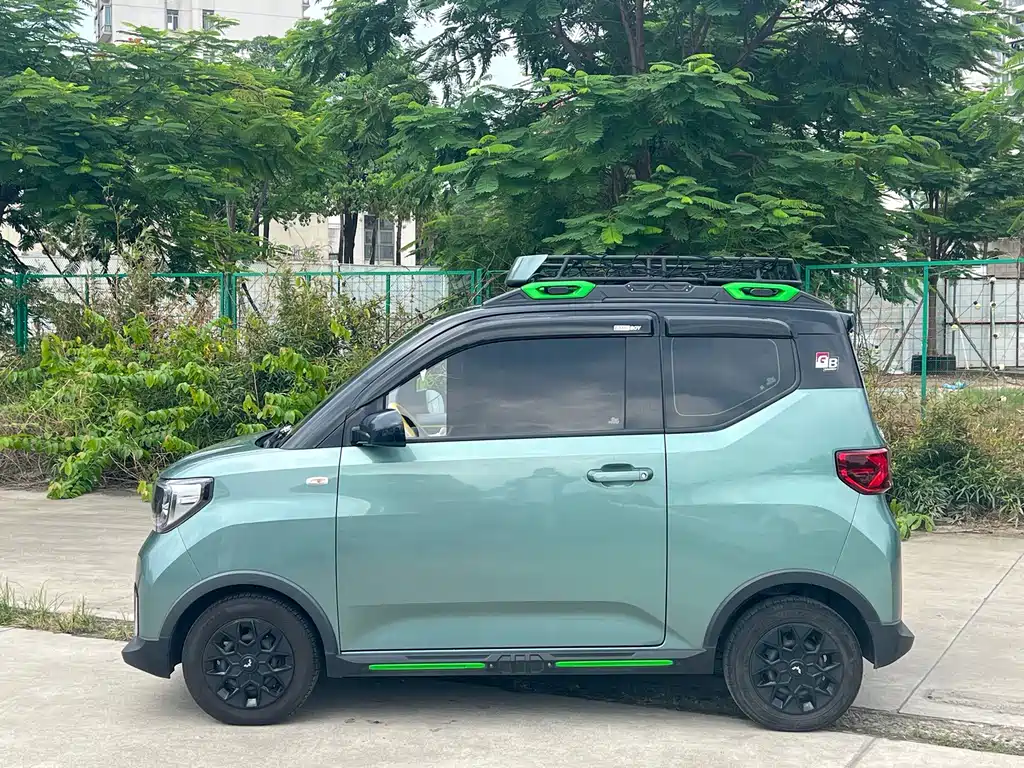 Wuling MINIEV — миниатюра 3
