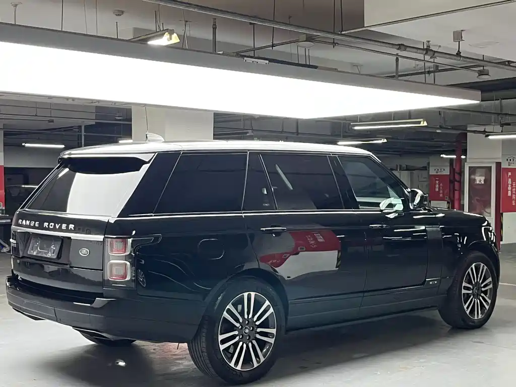 Land Rover Range Rover — миниатюра 3