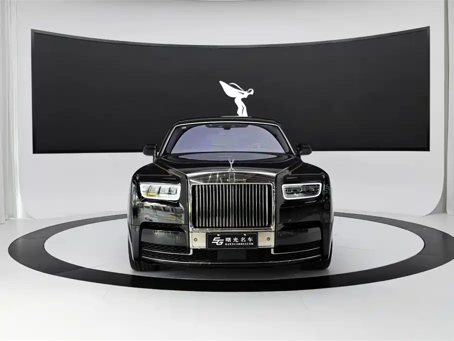 ROLLS-ROYCE PHANTOM