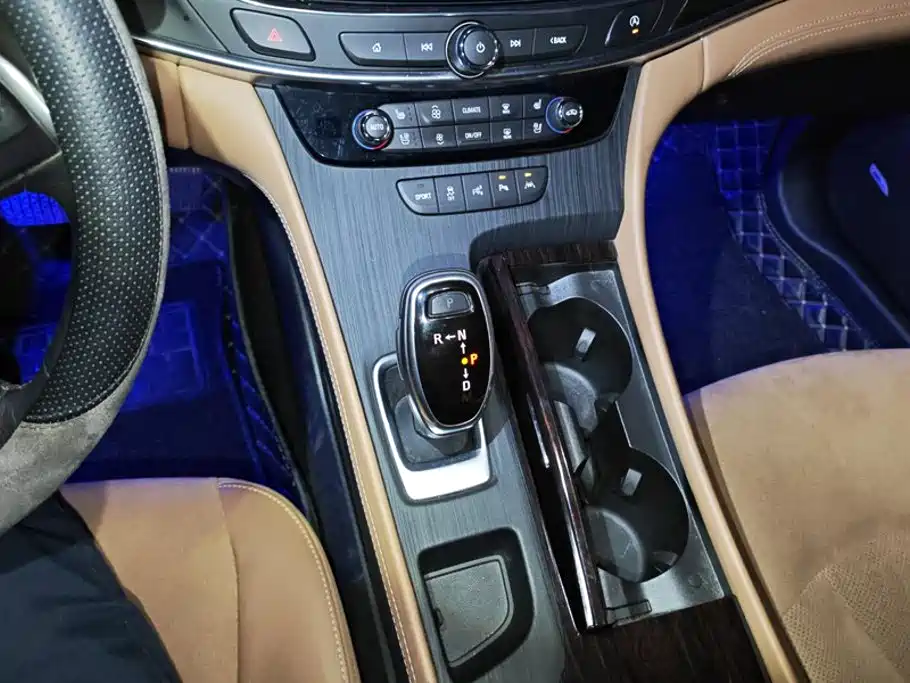 Buick LaCrosse — миниатюра 16