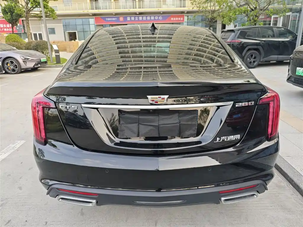 Cadillac CT5 — миниатюра 6