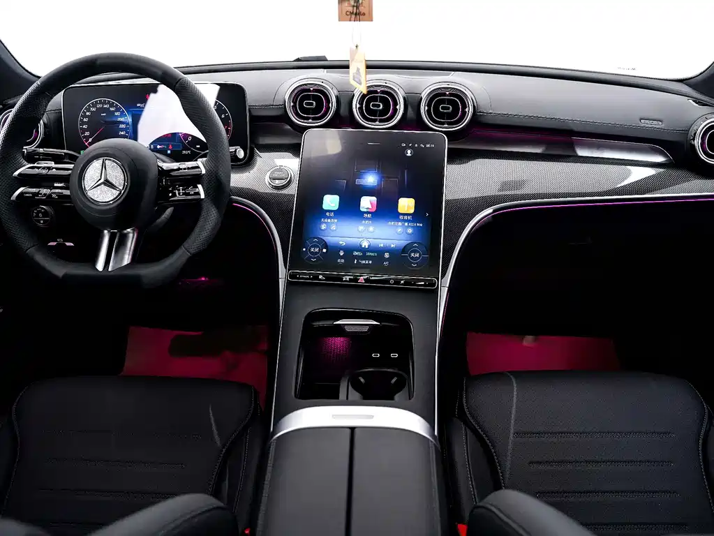 Mercedes-Benz C-Class — миниатюра 7