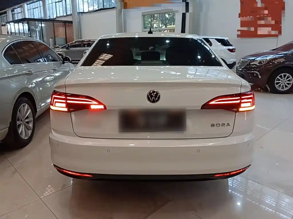 Volkswagen Bora — миниатюра 6