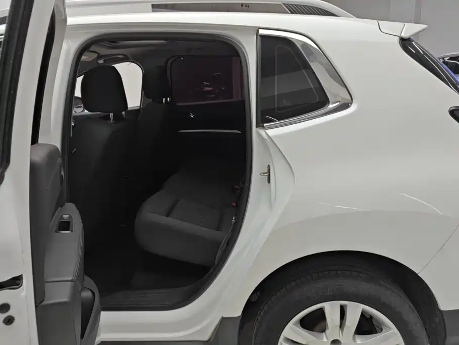 Peugeot 3008 — миниатюра 11