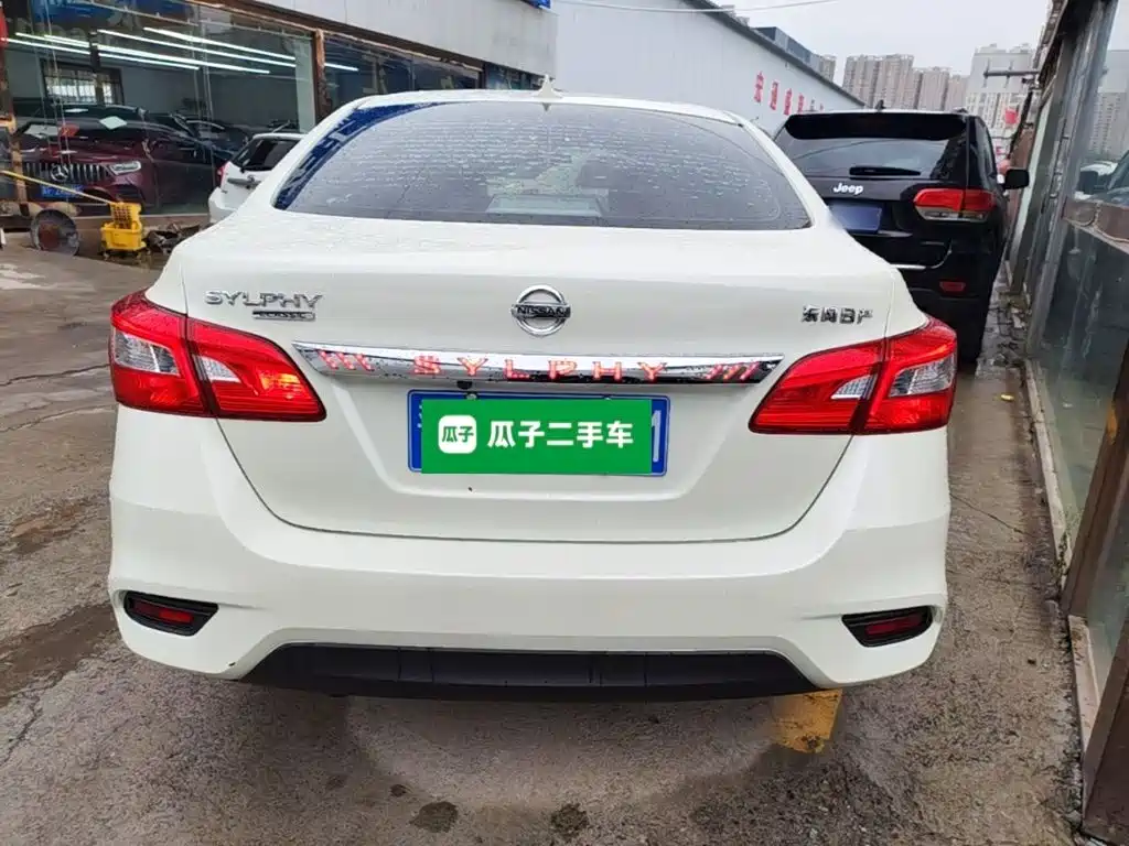 Nissan Sylphy — миниатюра 6