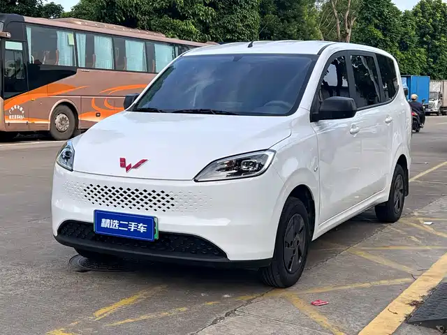 WULING AUTOMOBILE WULING HONGGUANG NEW ENERGY 2025