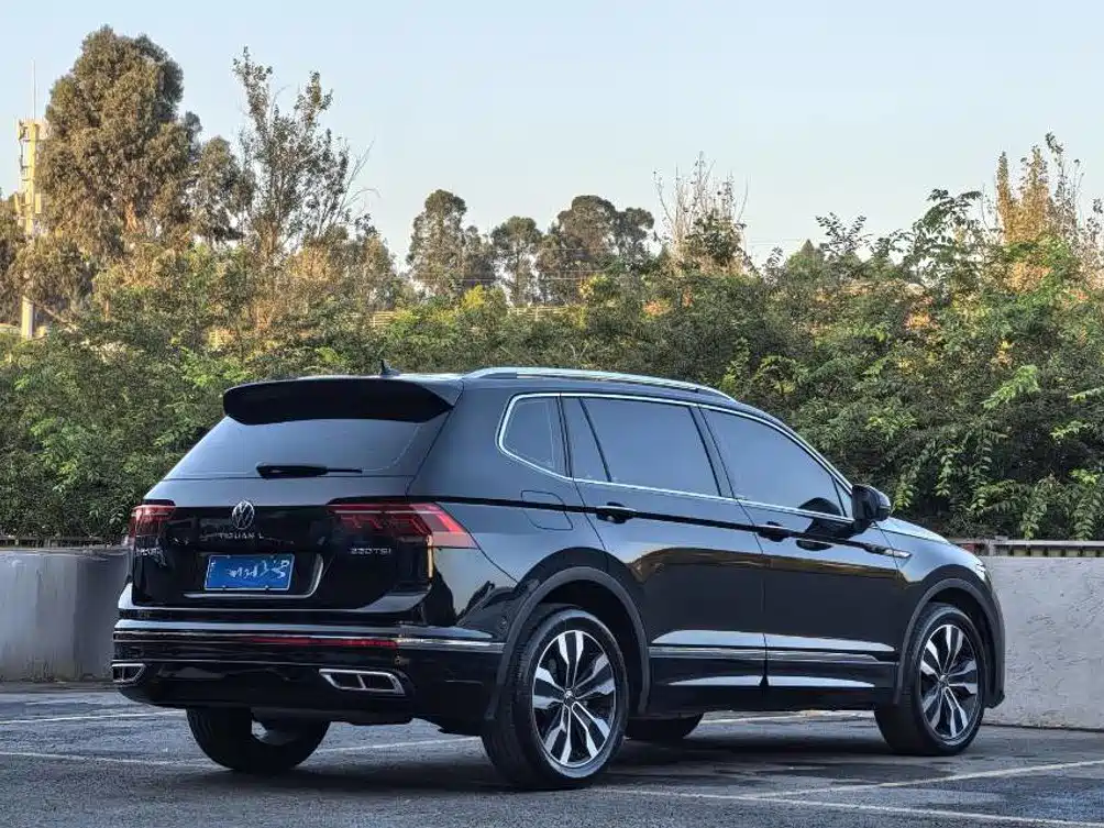 Volkswagen Tiguan L — миниатюра 7