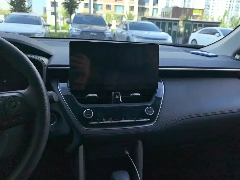 Toyota Frontlander — миниатюра 13