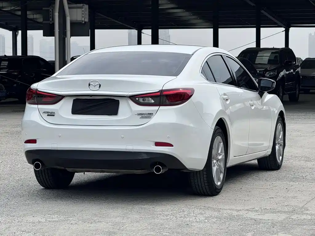 Mazda Atenza — миниатюра 8