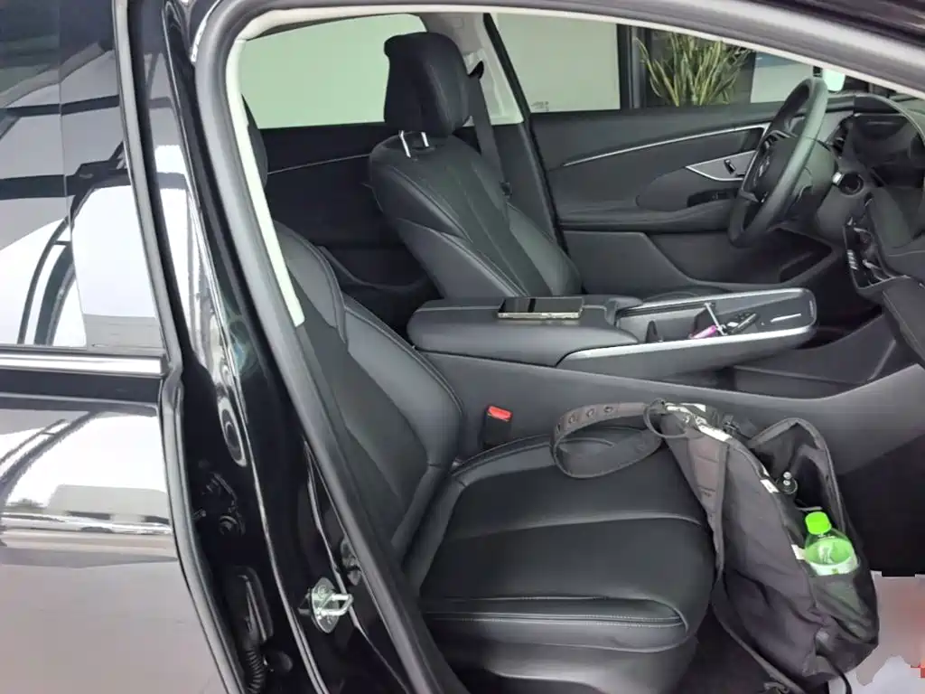 Buick LaCrosse — миниатюра 25