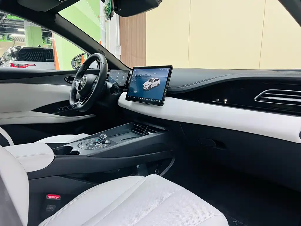 BYD SEAL 06 NEW ENERGY