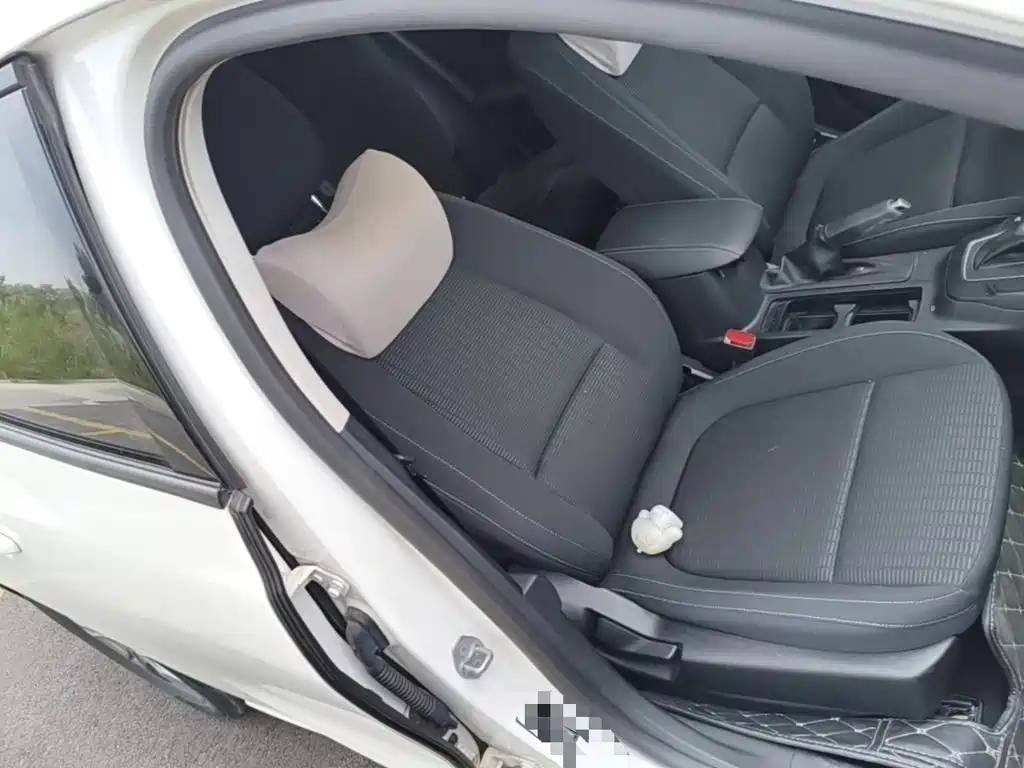 Ford Focus — миниатюра 25