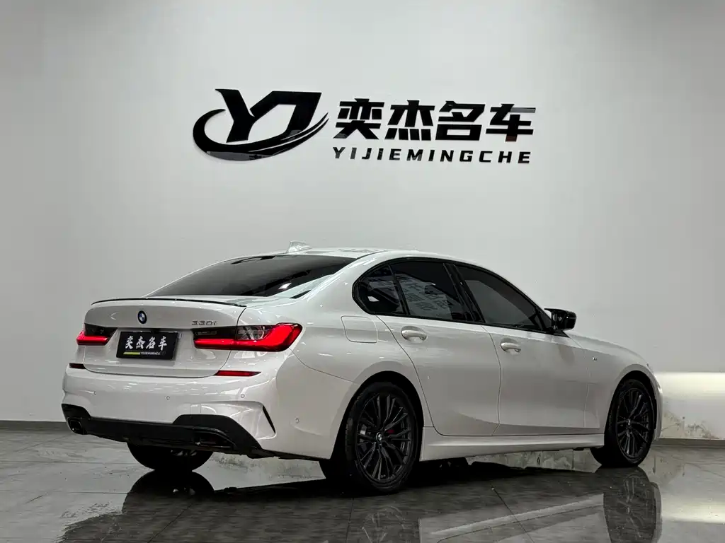 BMW 3 Series — миниатюра 9