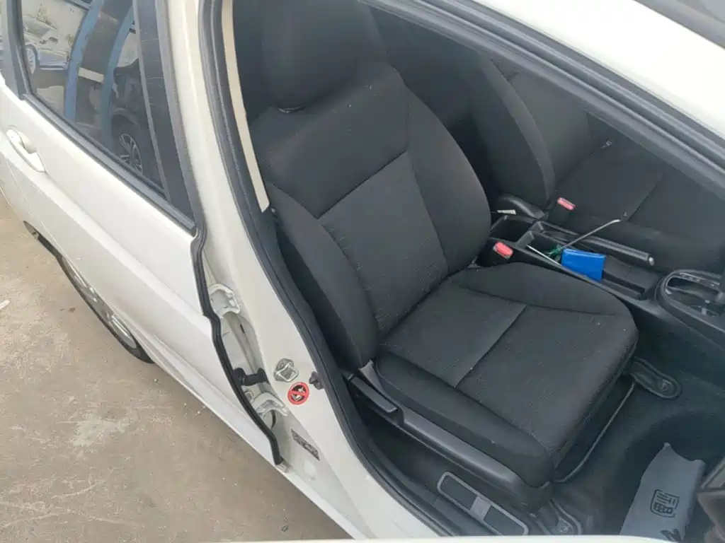 Honda Fit — миниатюра 25