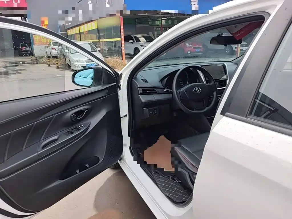 Toyota Vios FS — миниатюра 12