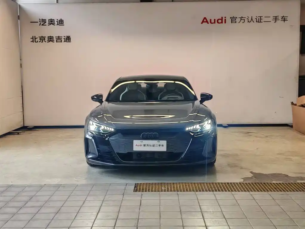 Audi RS e-tron GT — миниатюра 39