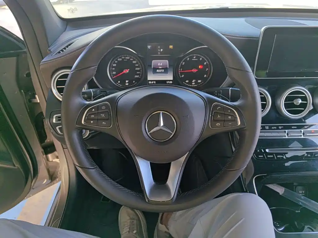 Mercedes-Benz GLC — миниатюра 11