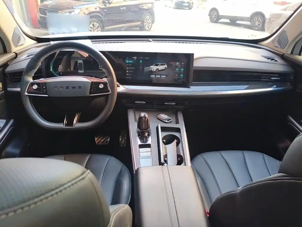 Roewe RX5 eMAX — миниатюра 10