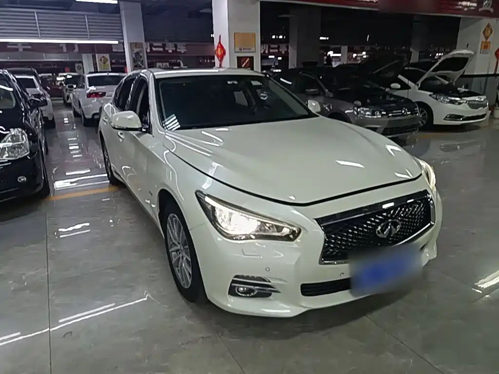 Infiniti Q50L — миниатюра 4