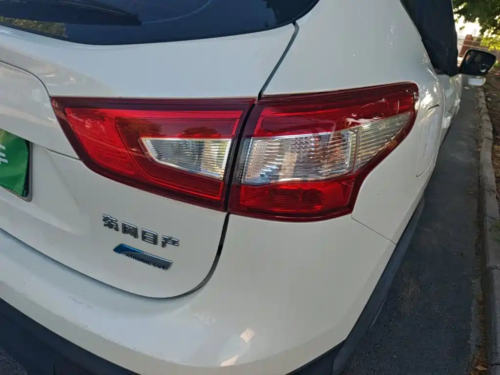 Nissan Qashqai — миниатюра 8