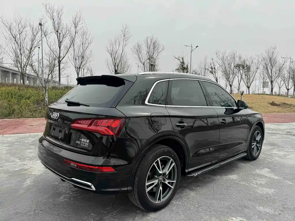 Audi Q5L 2018 45 TFSI Premium Fashion V
