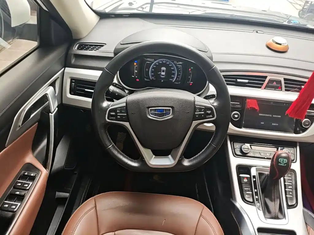 Geely Boyue — миниатюра 11
