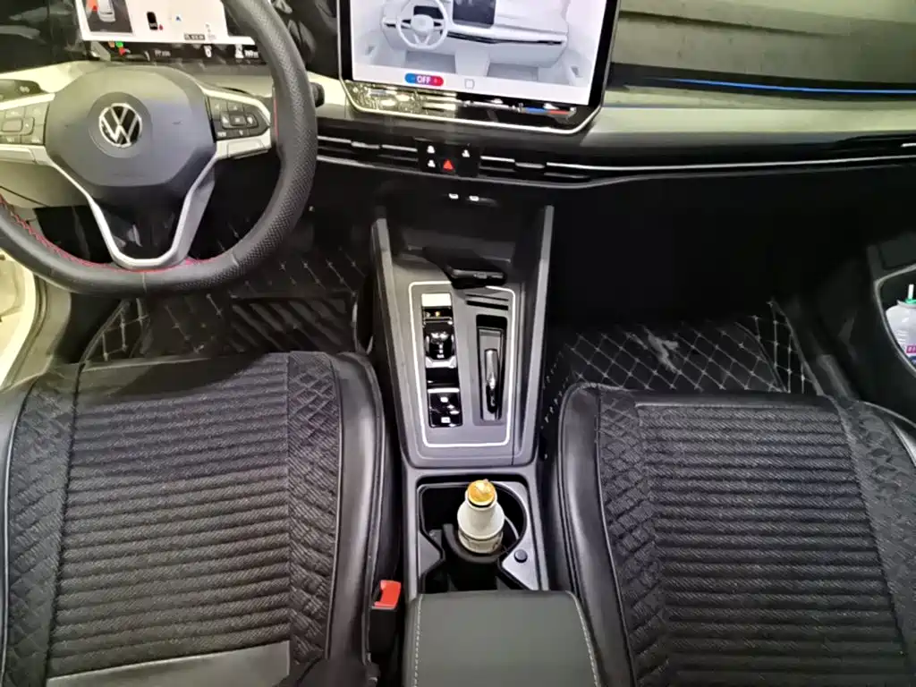 Volkswagen Golf — миниатюра 14