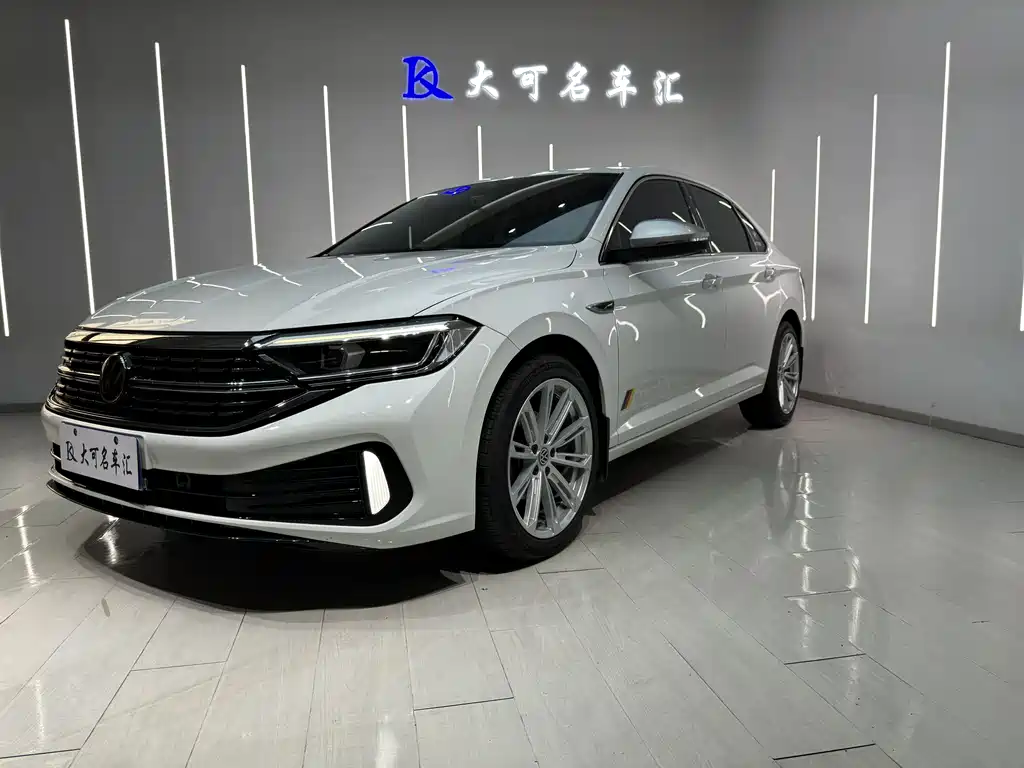Volkswagen Sagitar 2023