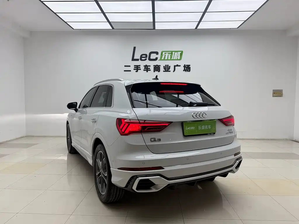 Audi Q3 — миниатюра 6