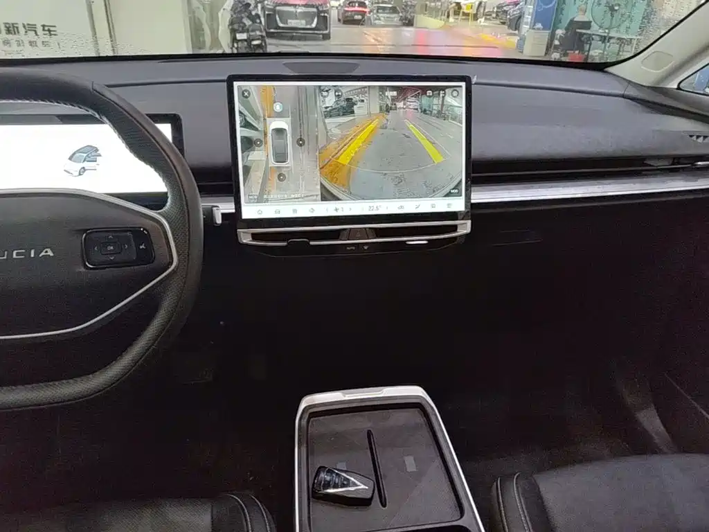 Venucia VX6 — миниатюра 13