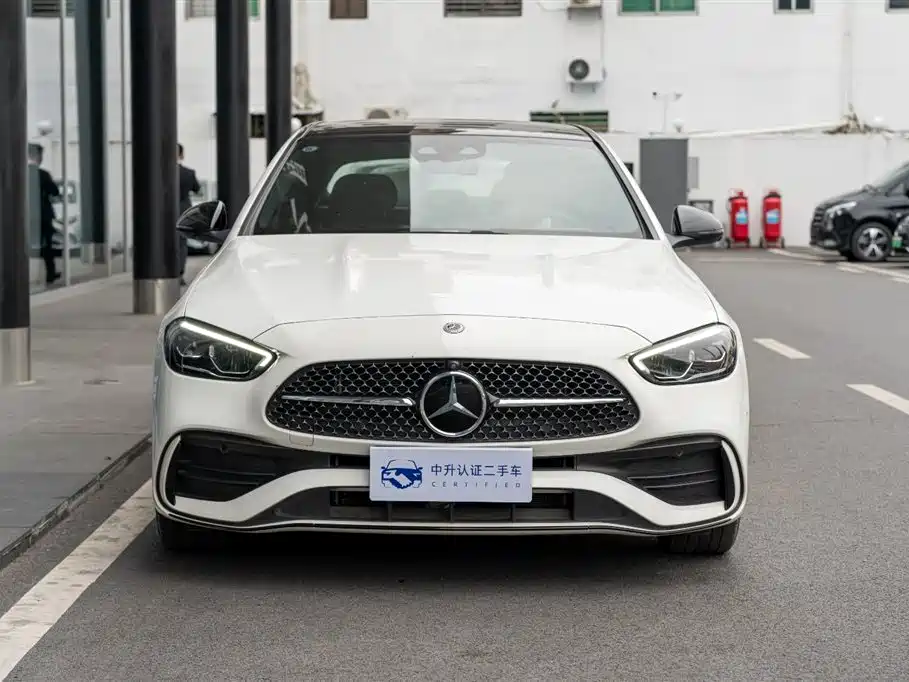 Mercedes-Benz C-Class — миниатюра 4