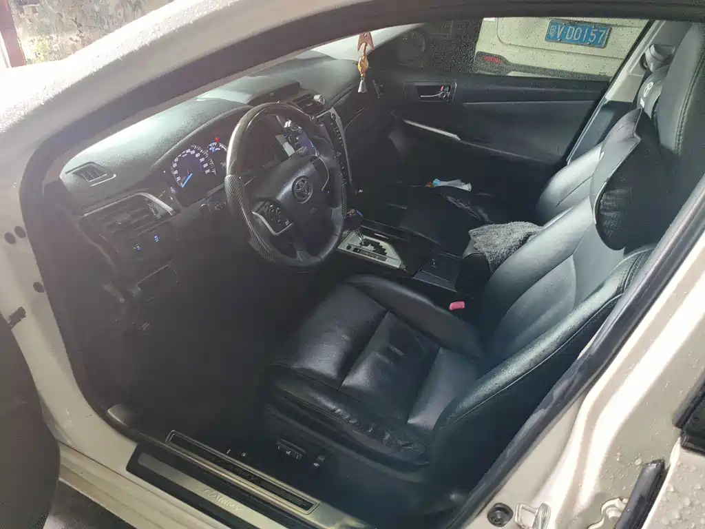 Toyota Camry — миниатюра 2