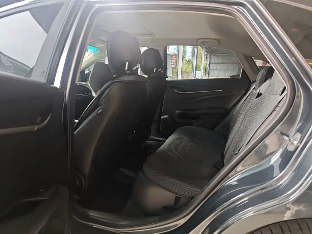 Buick Excelle — миниатюра 5