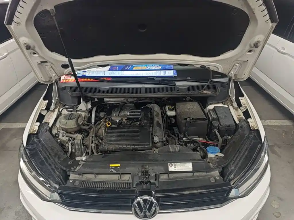Volkswagen Touran — миниатюра 20