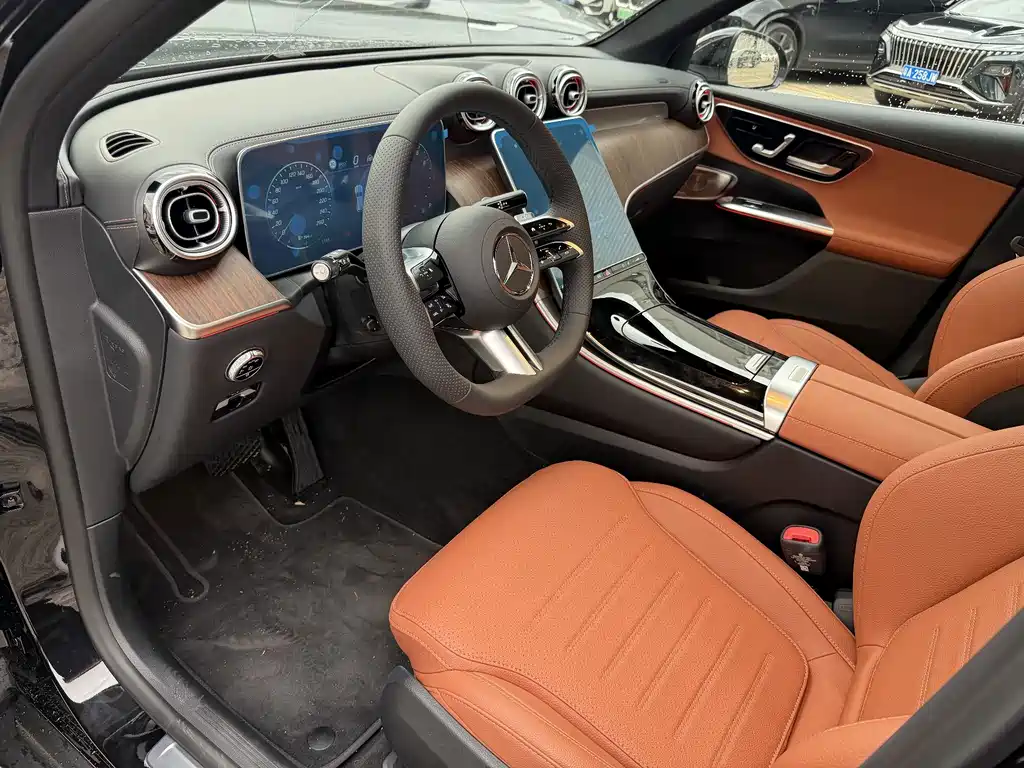 Mercedes-Benz GLC — миниатюра 8