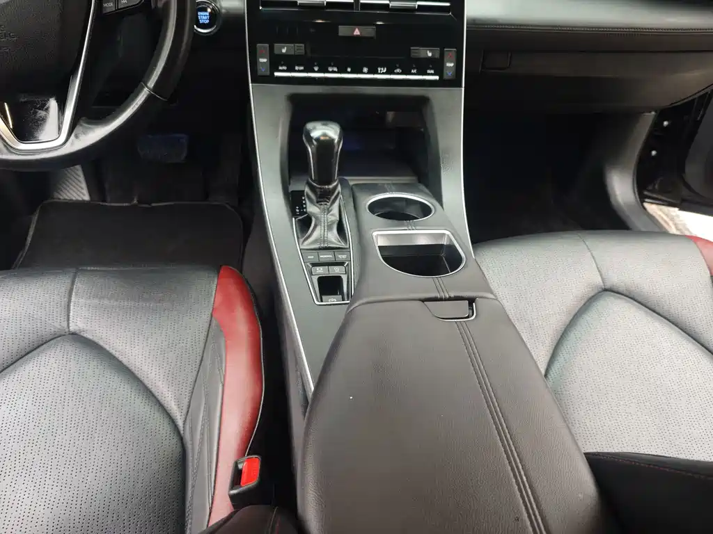 Toyota Avalon — миниатюра 14