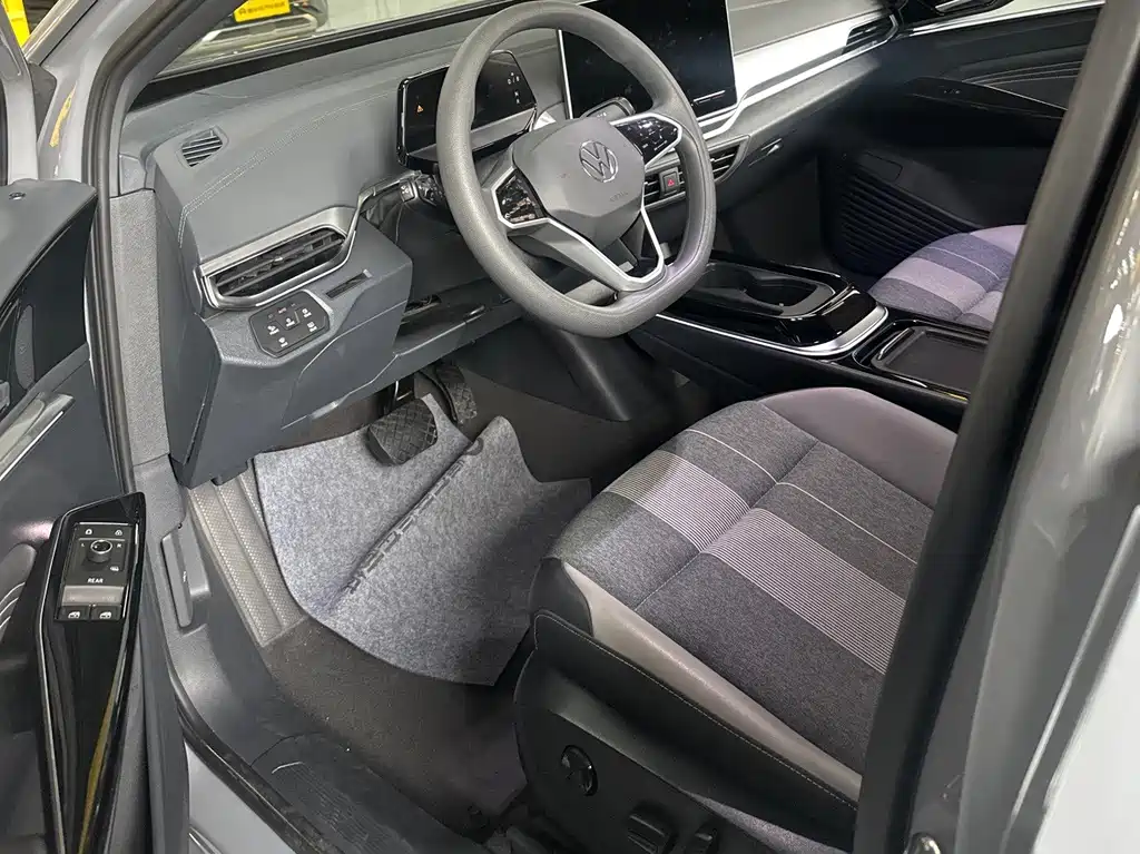 Volkswagen ID.4 Crozz — миниатюра 4