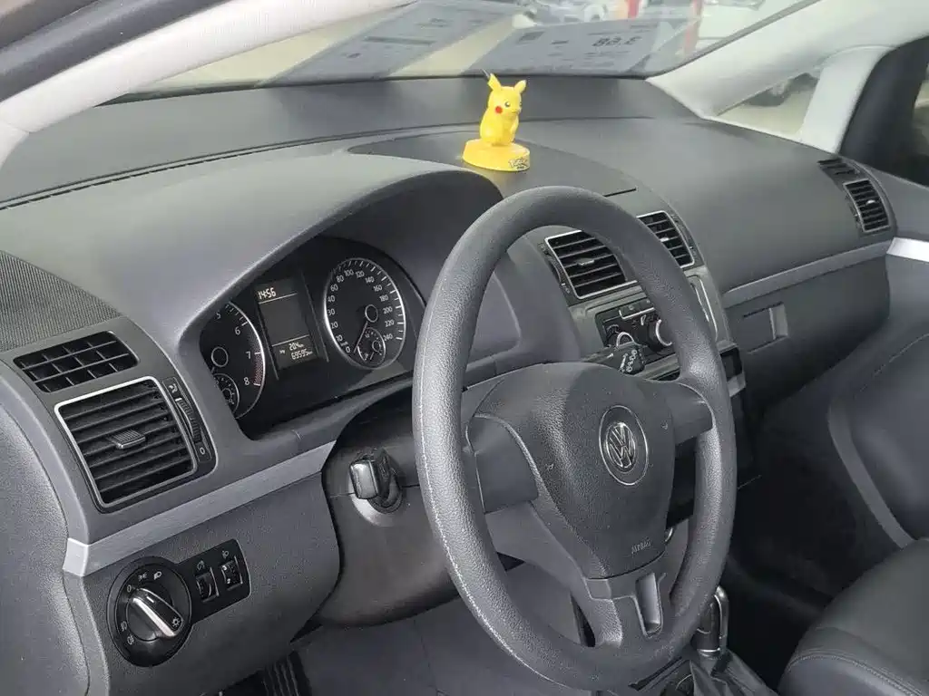 Volkswagen Touran — миниатюра 10