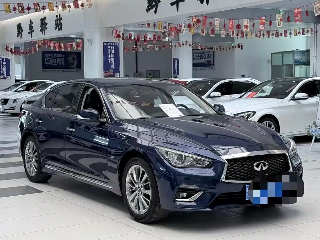 Infiniti Q50L 2018 2.0T Comfort VI