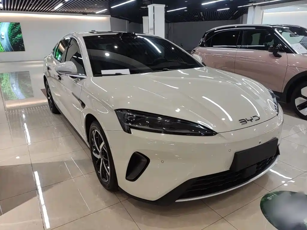 BYD Seal 07 DM-i — миниатюра 4