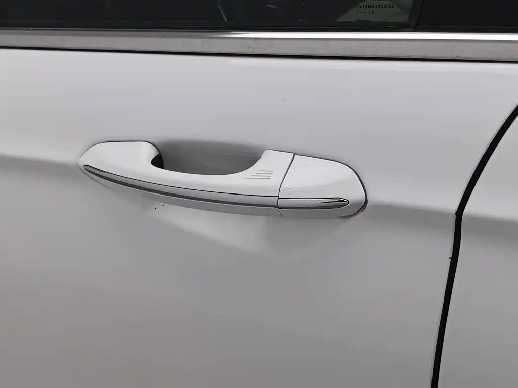 Ford Mondeo — миниатюра 18
