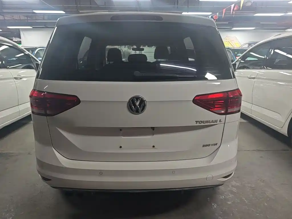 Volkswagen Touran — миниатюра 6