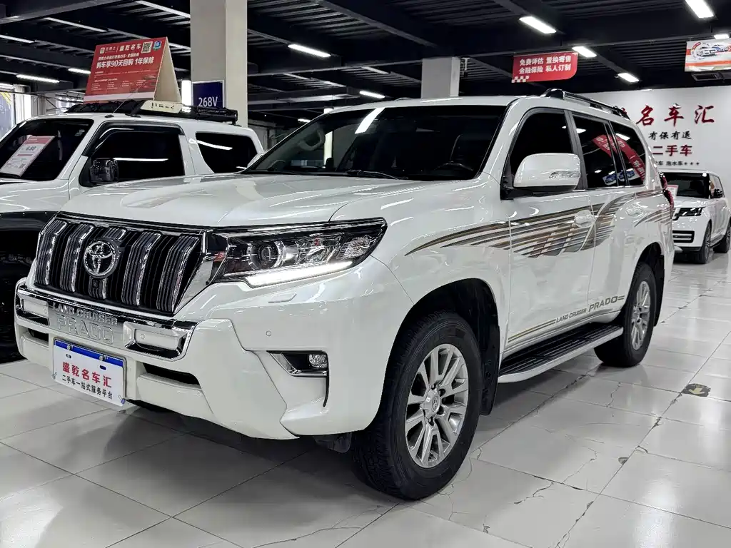 TOYOTA PRADO