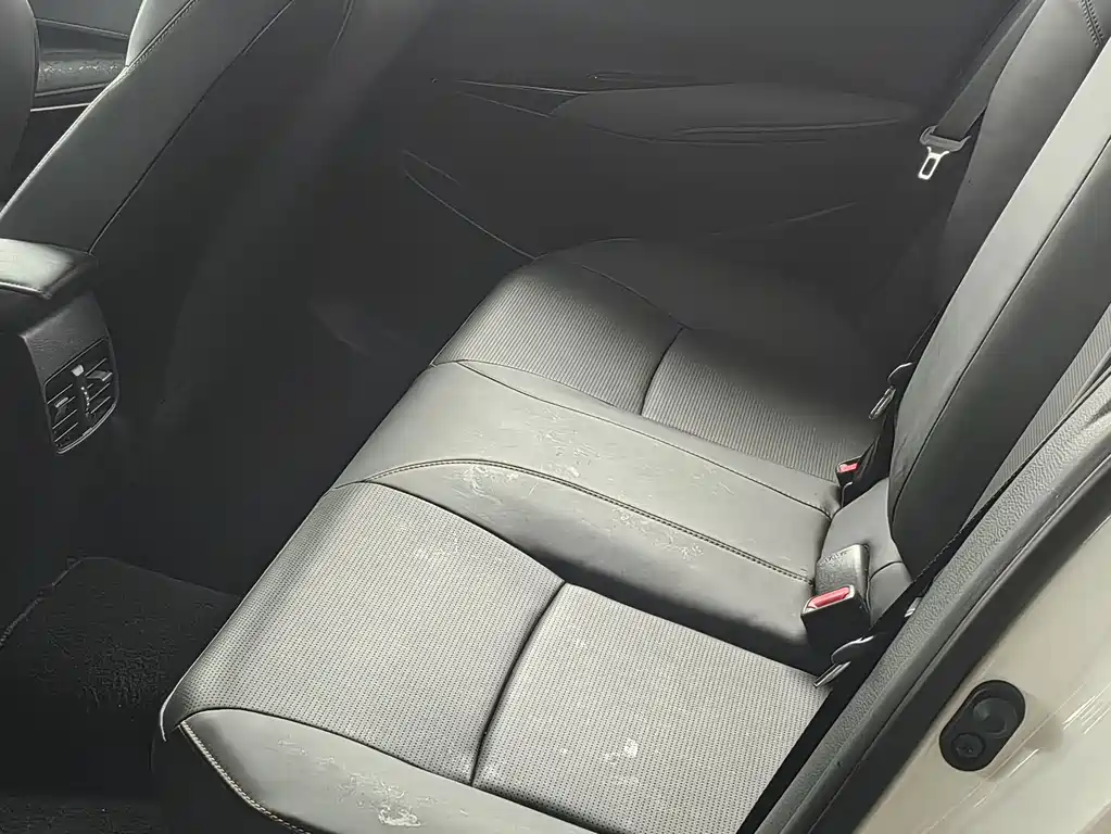Toyota Corolla — миниатюра 15