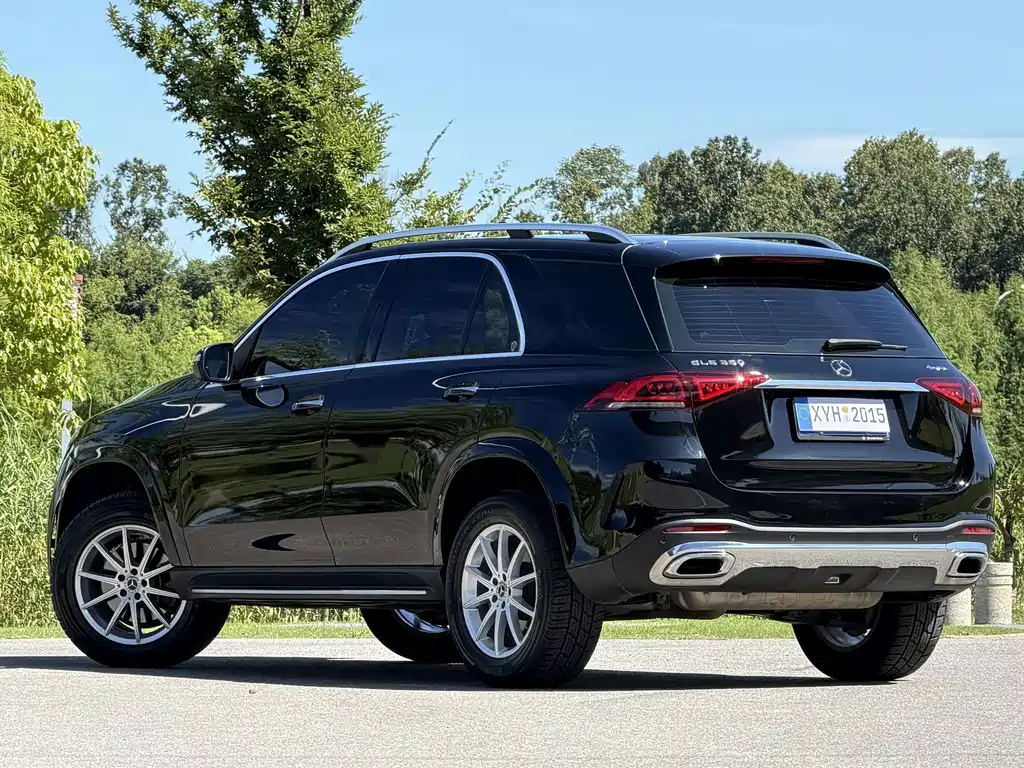 Mercedes-Benz GLE (Import) — миниатюра 20