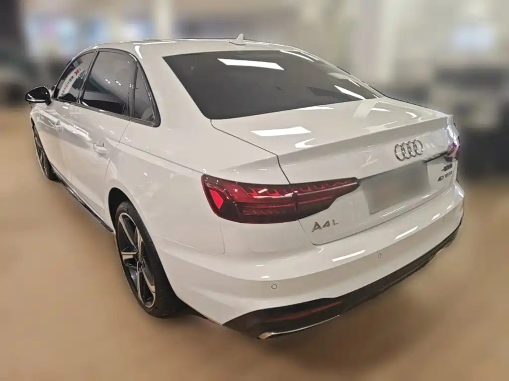 Audi A4L — миниатюра 7