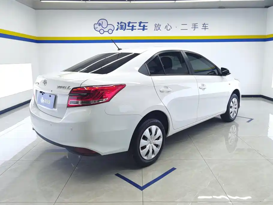 TOYOTA YARIS L ZHIXUAN