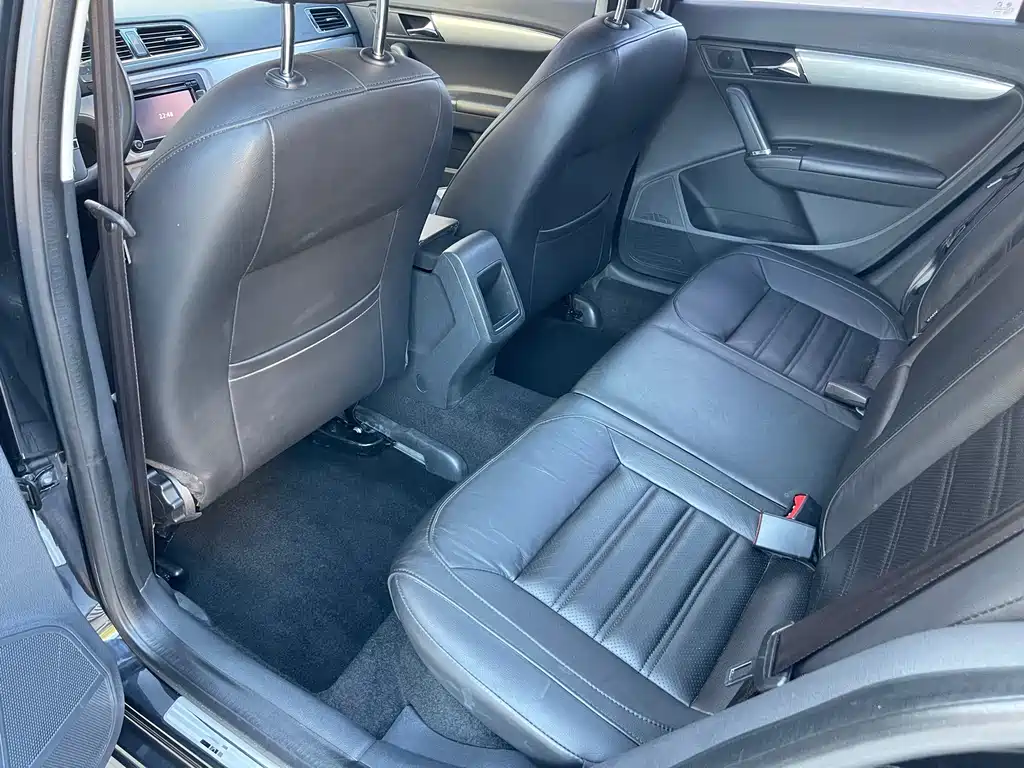 Volkswagen Gran Lavida — миниатюра 9