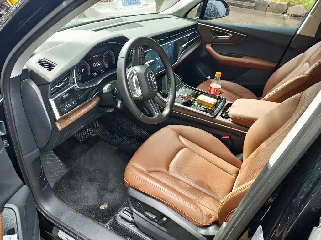 Audi Q7 — миниатюра 7