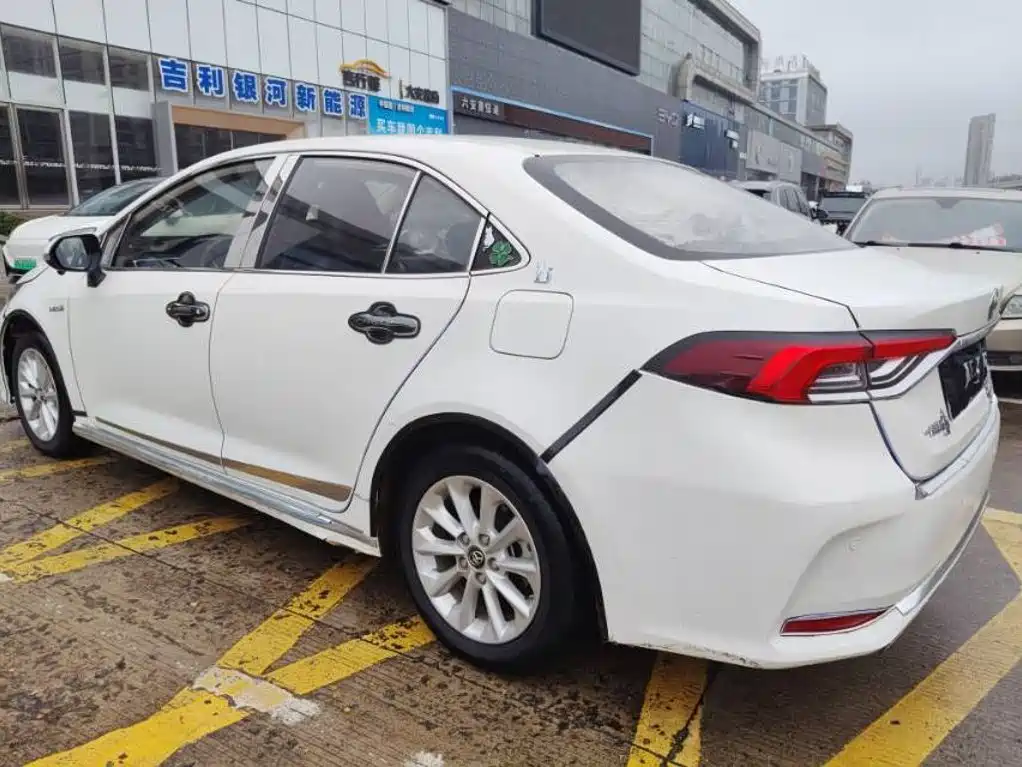 Toyota Corolla — миниатюра 9